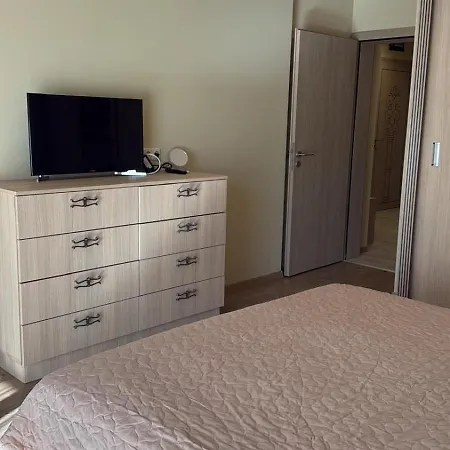 2-стаен аппартамент в Argisht Partez *