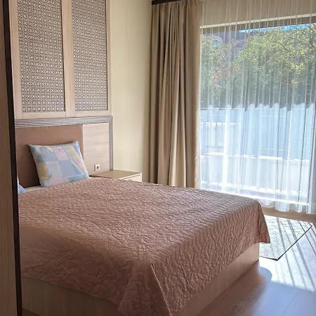 2-стаен аппартамент в Argisht Partez